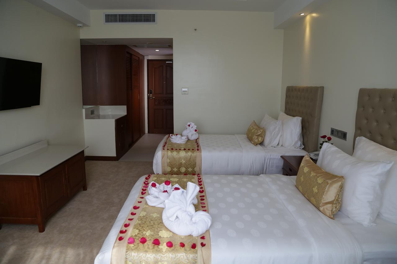 Pacific Hotel Rangun Kültér fotó